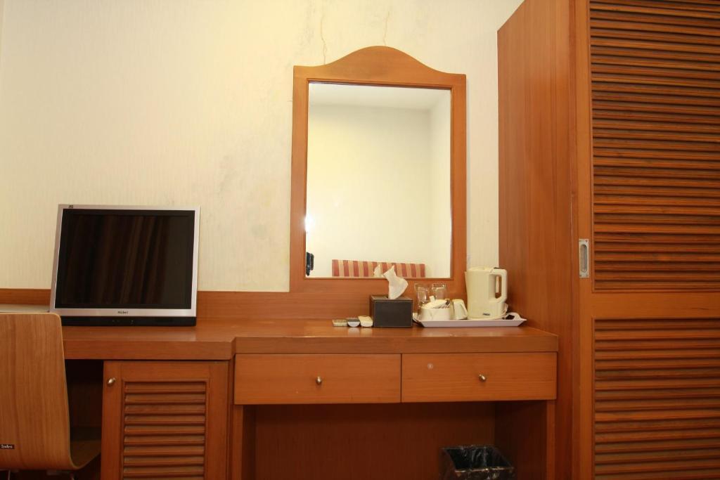 Sun City Hotel Бангкок Номер фото